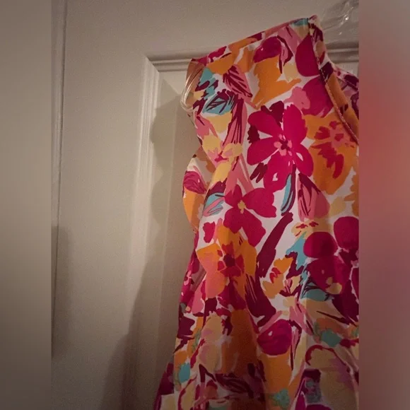 SHEIN Curve 4XL Floral Dress​ - Picture 5 of 5